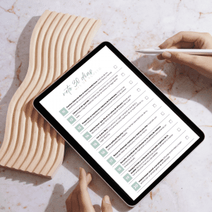 Copia de Yellow coming soon Instagram post 2